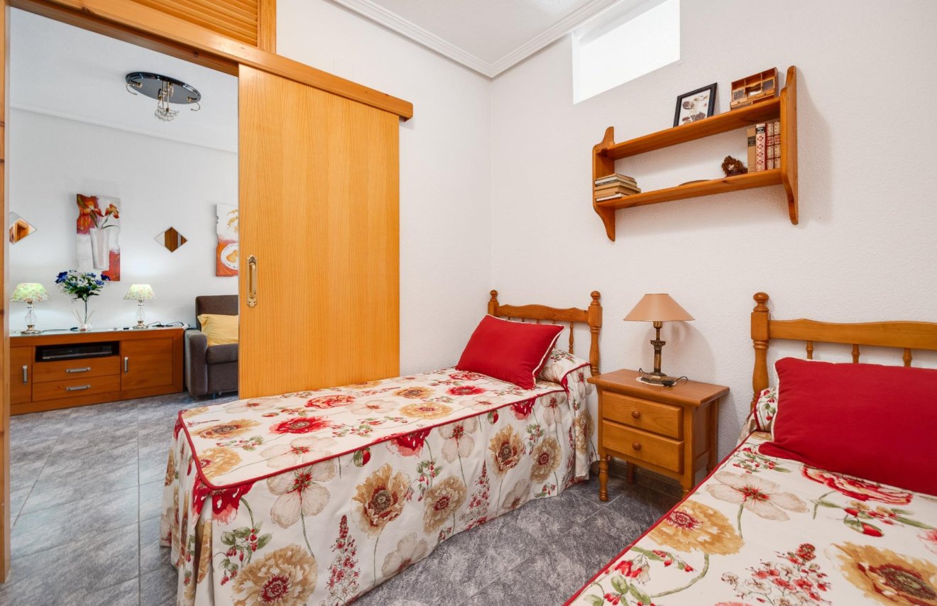 Reventa - Apartamento - Torrevieja - Playa del Cura