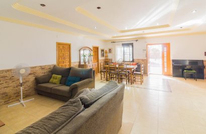 Reventa - Chalet - Redován - BARRIO LOS BENITOS