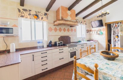 Reventa - Chalet - Redován - BARRIO LOS BENITOS