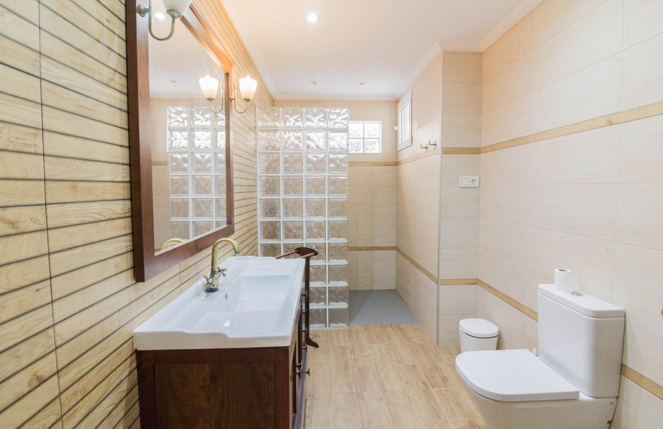 Reventa - Chalet - Redován - BARRIO LOS BENITOS