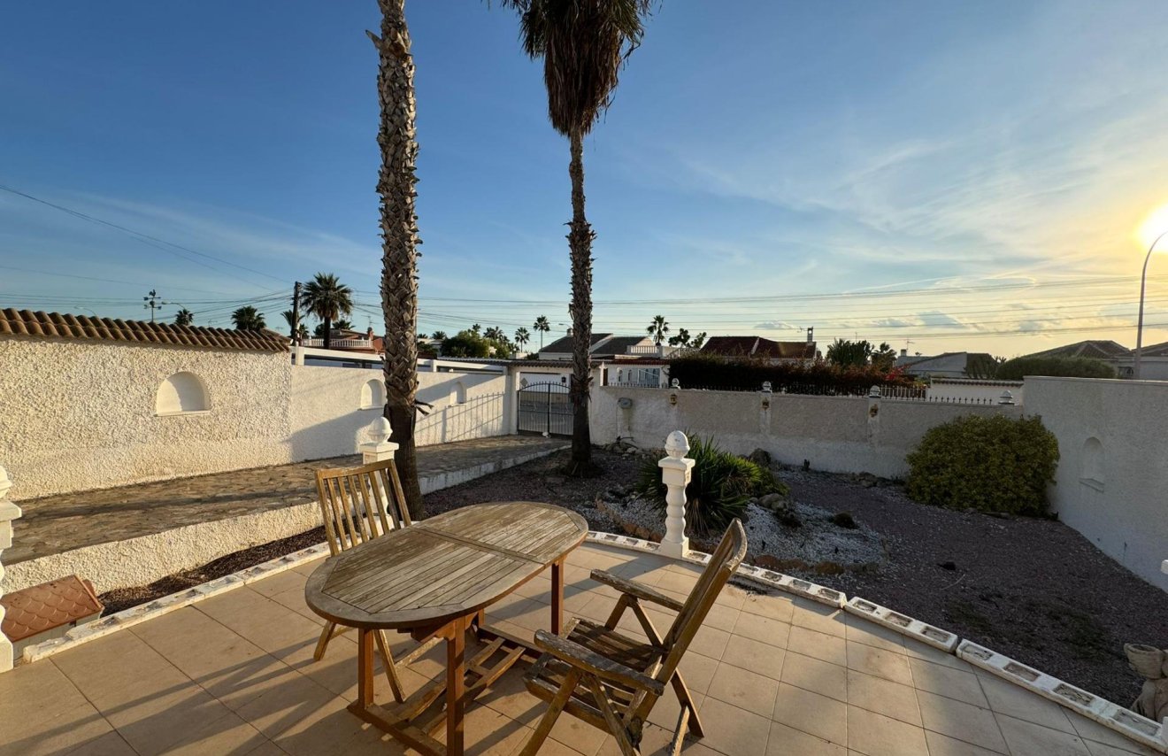 Reventa - Chalet - Torrevieja - San luis