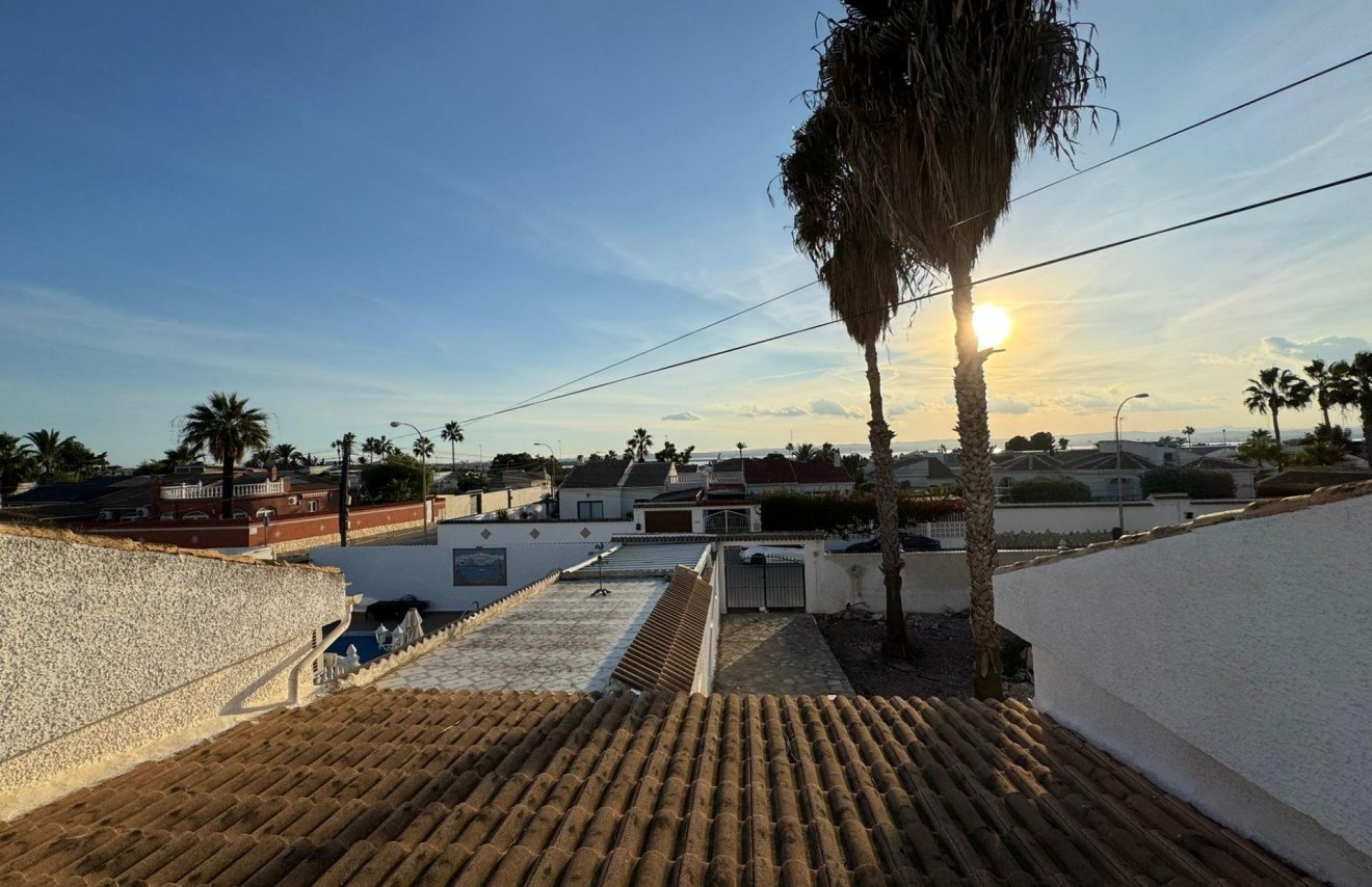 Reventa - Chalet - Torrevieja - San luis