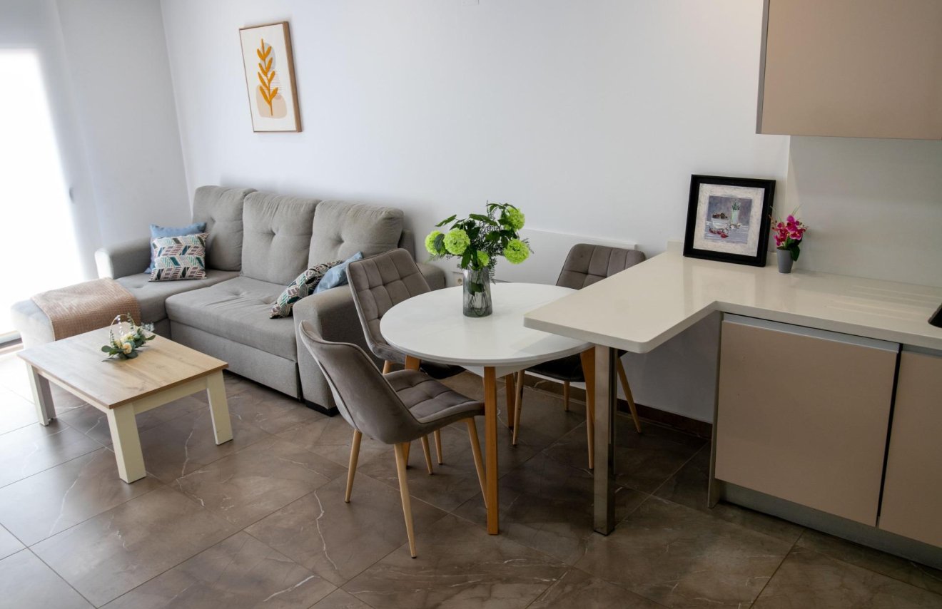 Revente - Apartamento - Torrevieja - Centro