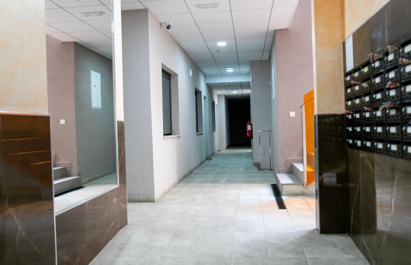 Revente - Apartamento - Torrevieja - Centro