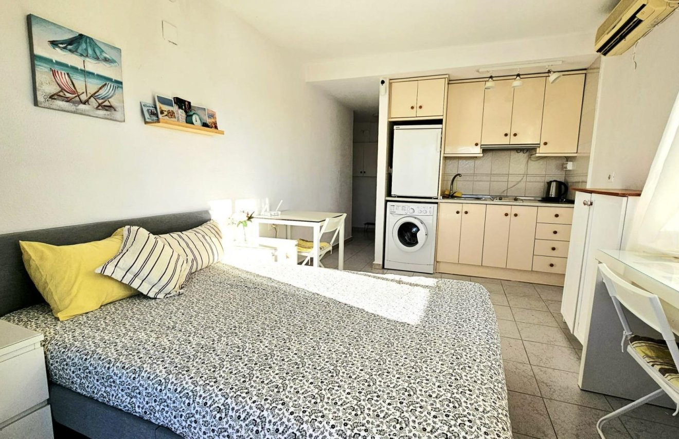 Reventa - Estudio - Torrevieja - Torreblanca