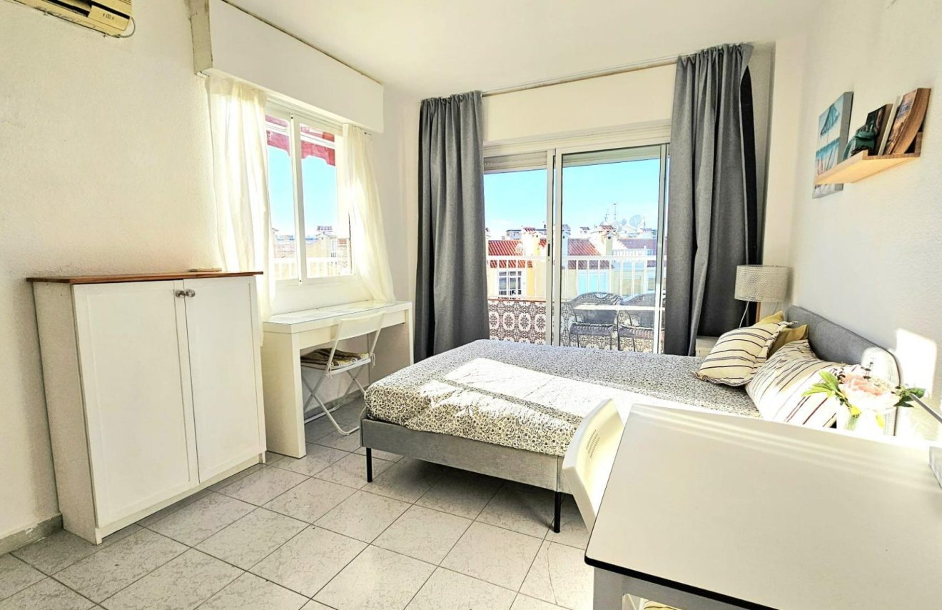 Reventa - Estudio - Torrevieja - Torreblanca