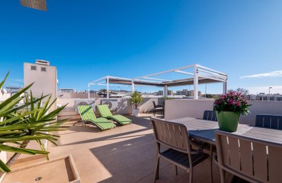 Reventa - Casa Tipo Dúplex - Torrevieja - Aguas Nuevas