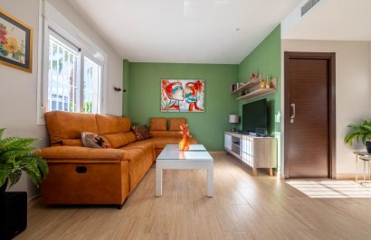 Reventa - Casa Tipo Dúplex - Torrevieja - Aguas Nuevas