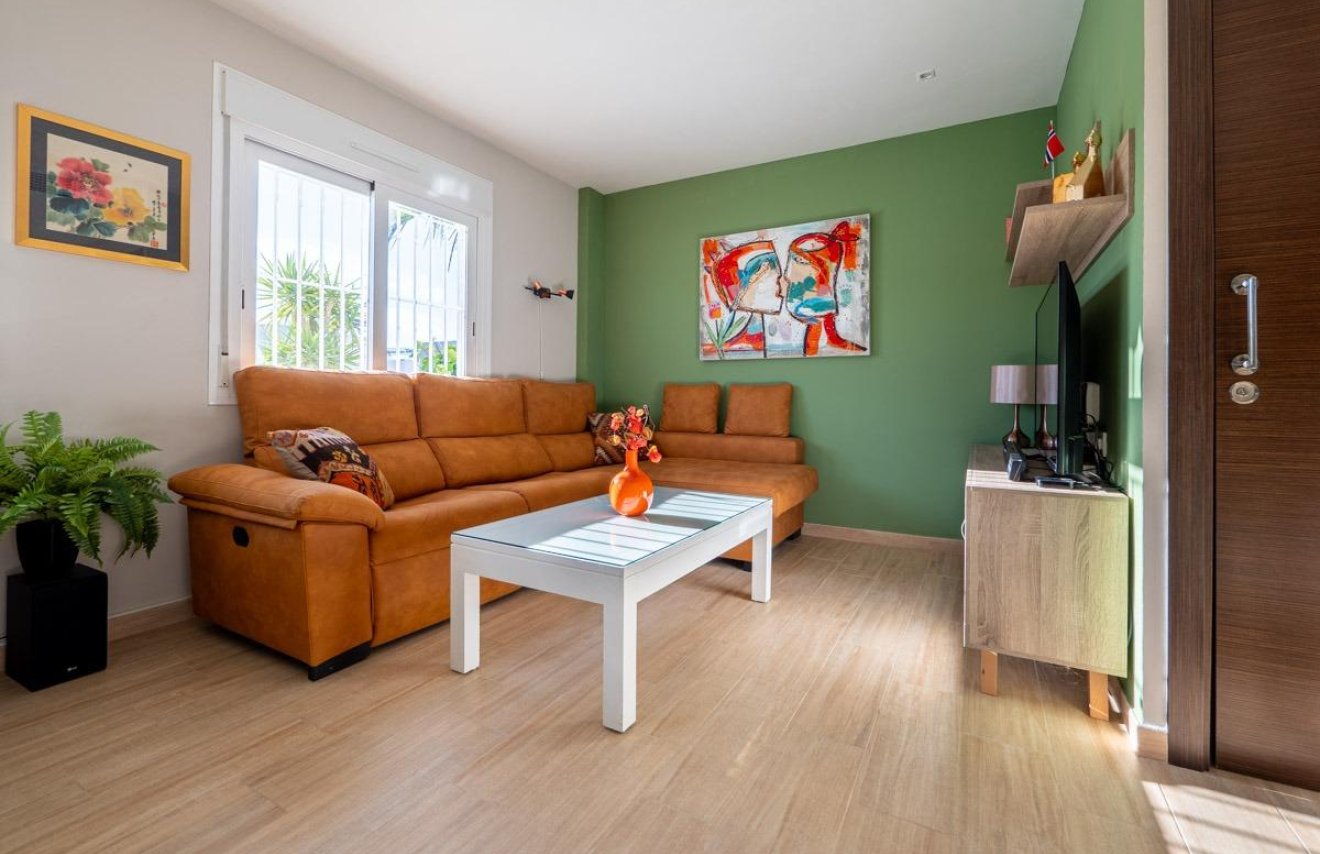 Reventa - Casa Tipo Dúplex - Torrevieja - Aguas Nuevas