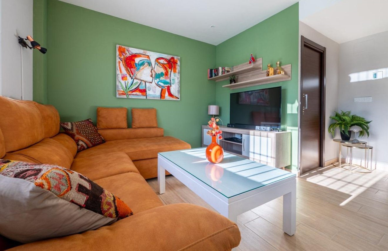 Reventa - Casa Tipo Dúplex - Torrevieja - Aguas Nuevas