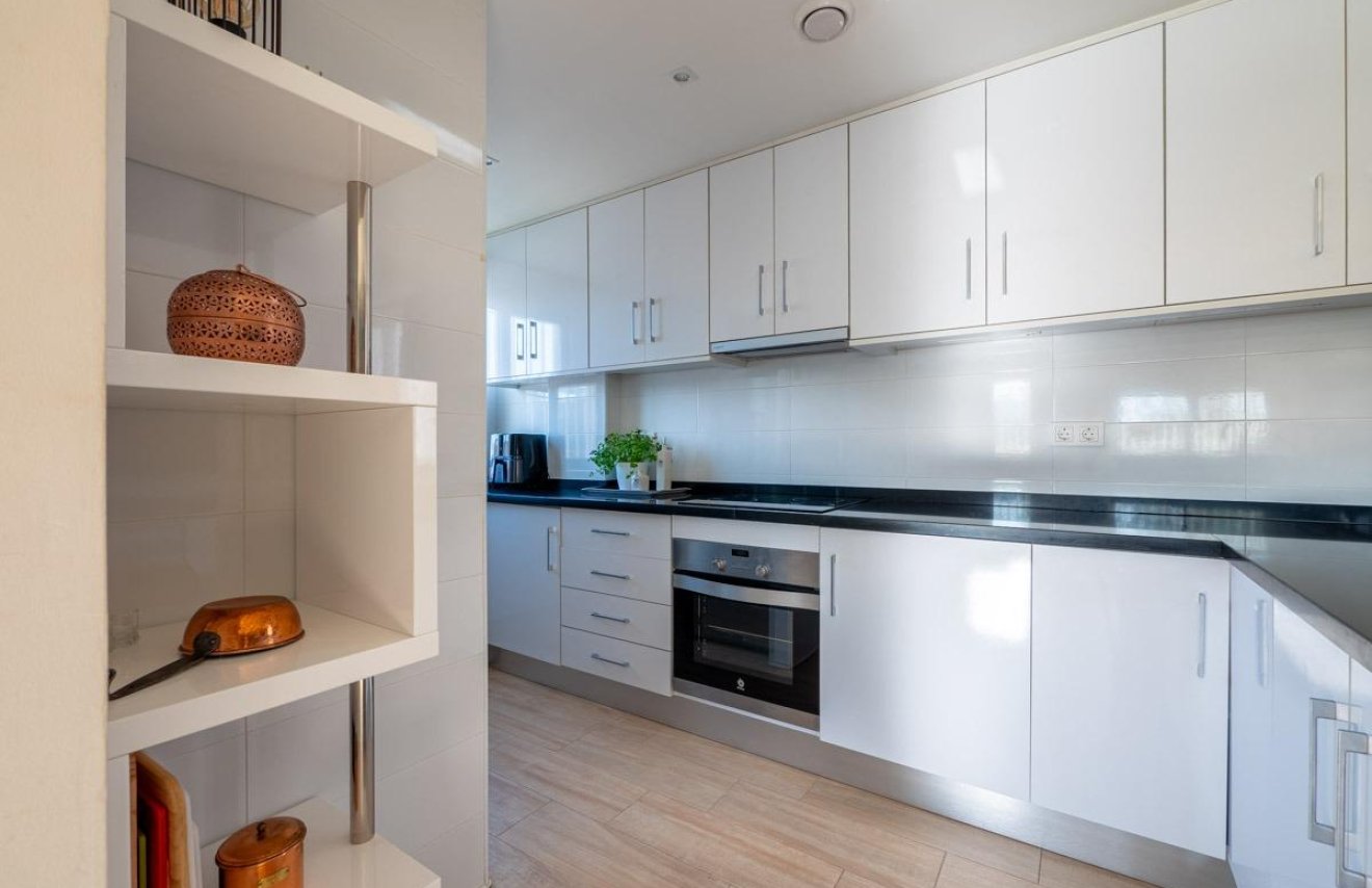 Reventa - Casa Tipo Dúplex - Torrevieja - Aguas Nuevas