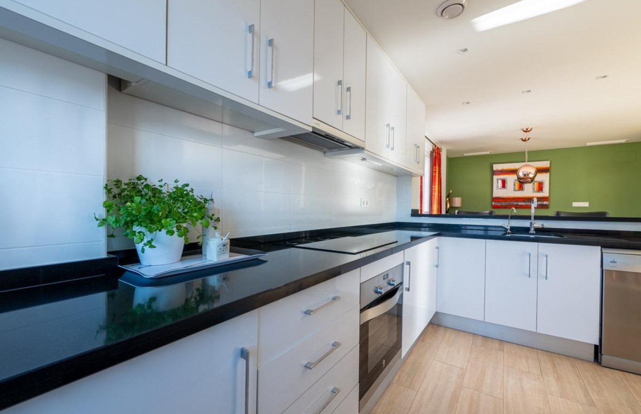 Reventa - Casa Tipo Dúplex - Torrevieja - Aguas Nuevas