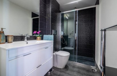 Reventa - Casa Tipo Dúplex - Torrevieja - Aguas Nuevas