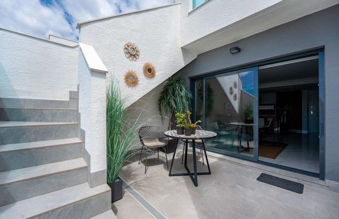 Reventa - Ático - Guardamar del Segura - EL RASO