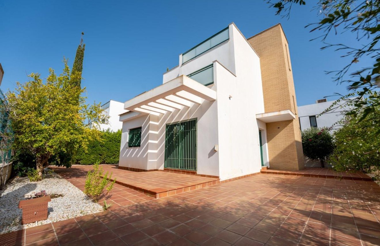 Reventa - Villa - Ciudad quesada - Altos del golf i