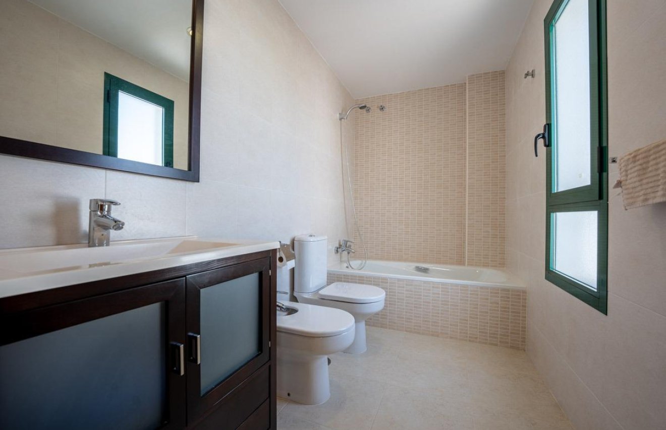 Reventa - Villa - Ciudad quesada - Altos del golf i