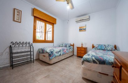 Reventa - Villa - Torrevieja - La Siesta - El Salado - Torreta