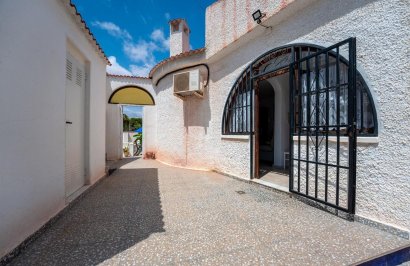 Reventa - Villa - Torrevieja - La Siesta - El Salado - Torreta