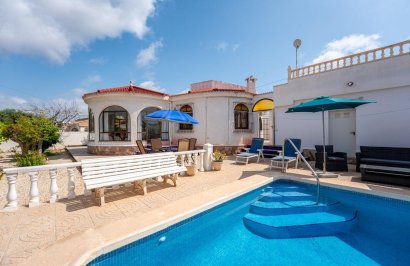 Reventa - Villa - Torrevieja - La Siesta - El Salado - Torreta