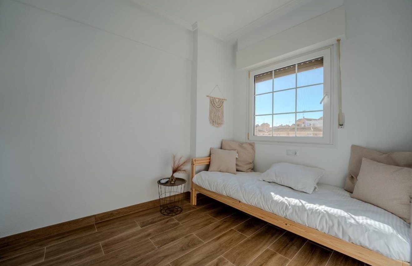 Reventa - Casa Tipo Dúplex - Torrevieja - Torreblanca