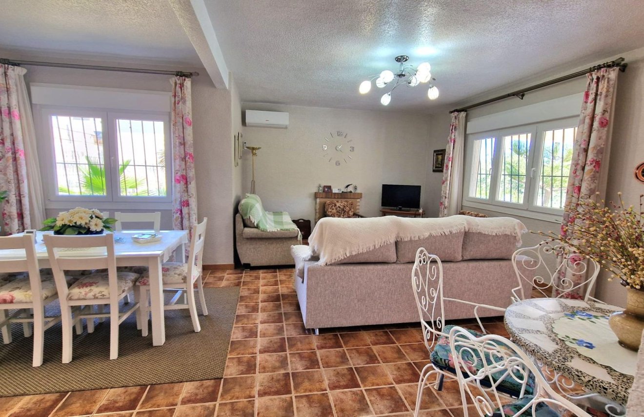 Revente - Chalet - Torrevieja - Los Balcones - Los Altos del Edén