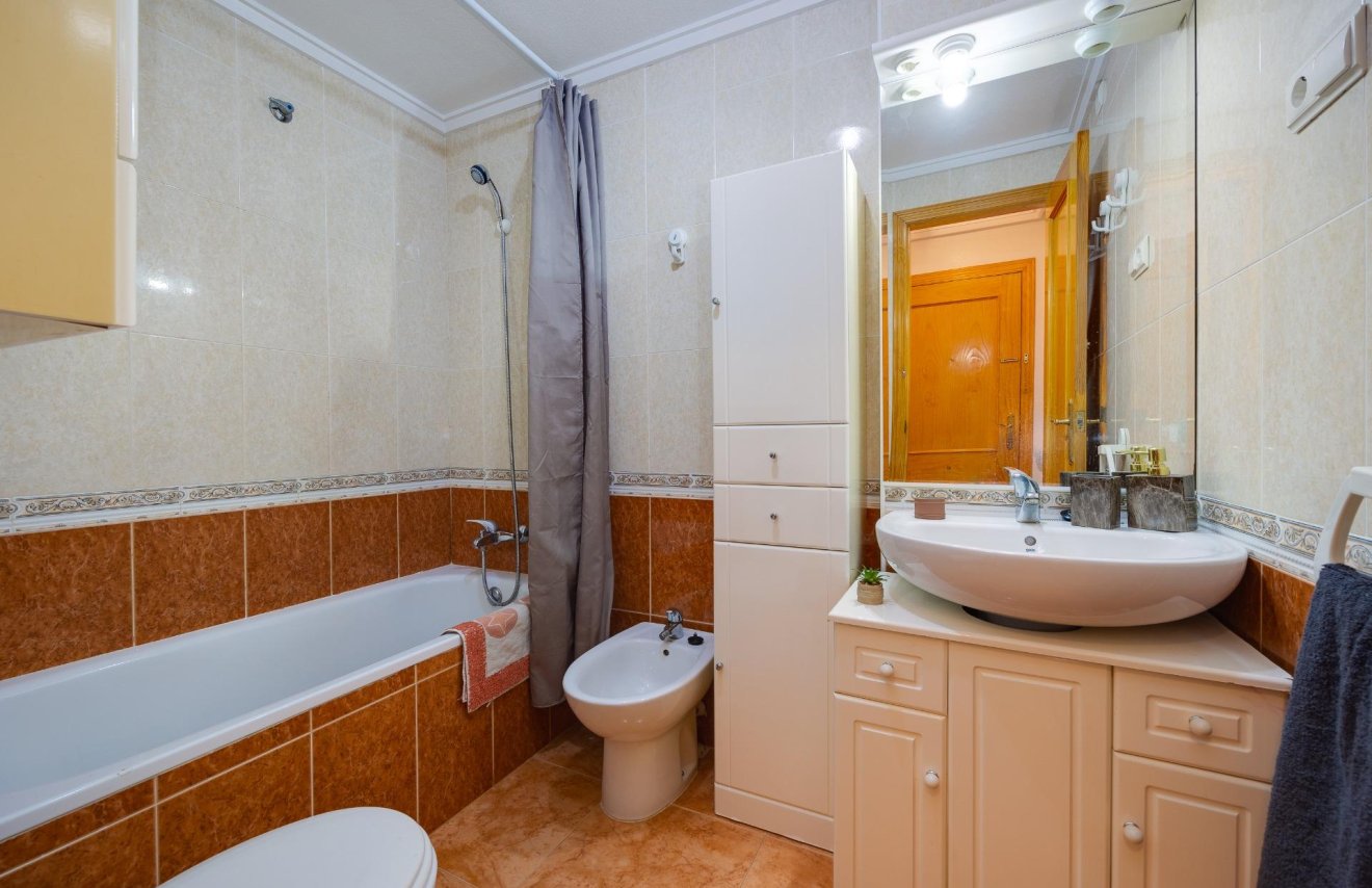 Revente - Apartamento - Torrevieja - Playa del Cura
