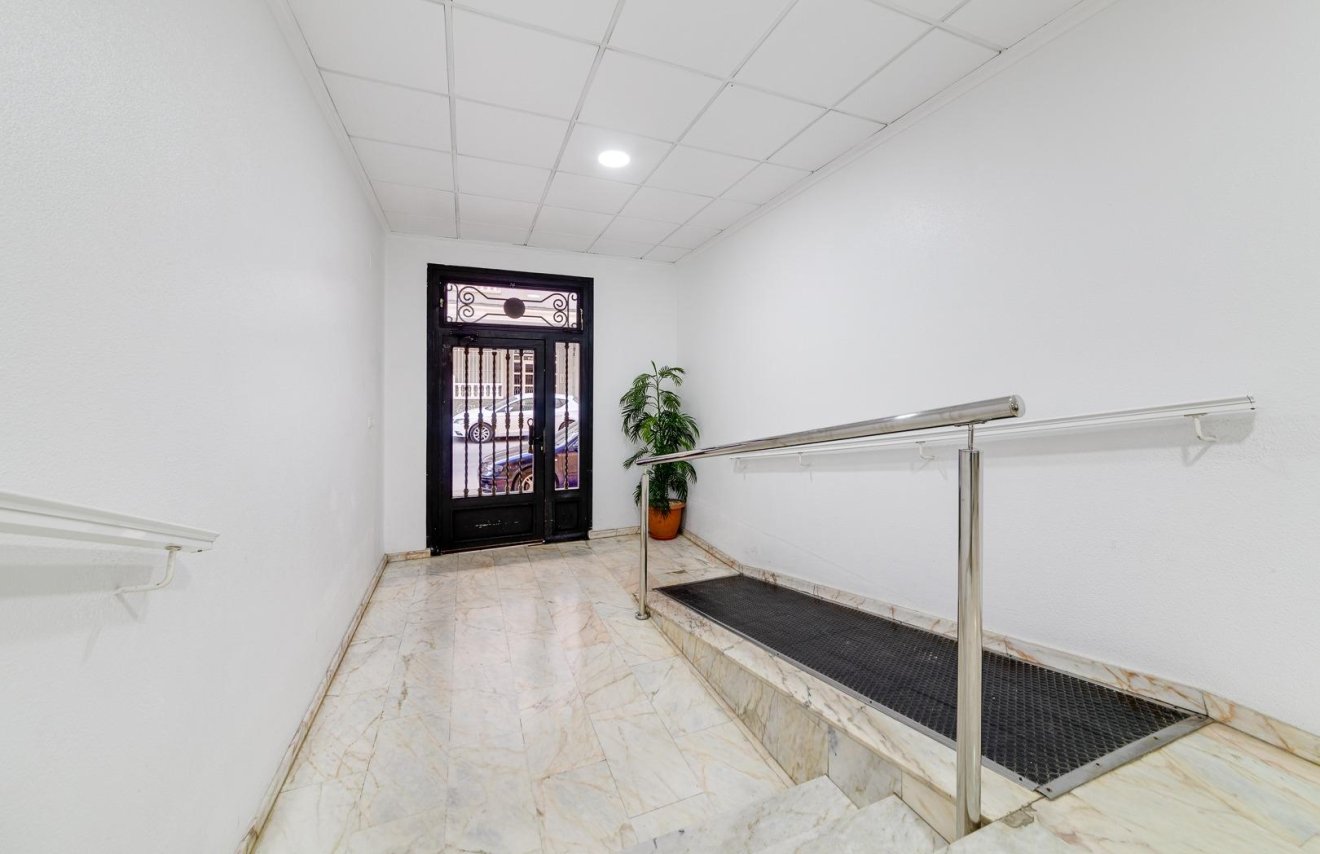 Revente - Apartamento - Torrevieja - Playa del Cura