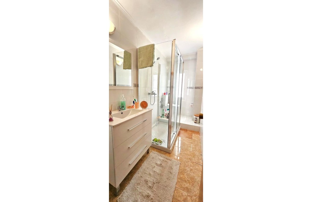 Resale - Piso - Bigastro - Comunidad valenciana