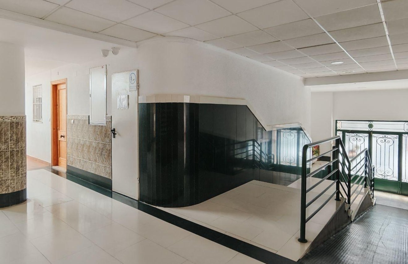 Reventa - Apartamento - Torrevieja - Parque de las Naciones