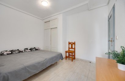 Reventa - Apartamento - Torrevieja - Playa del Cura