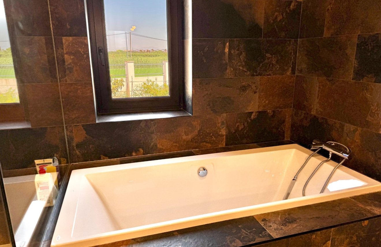 Reventa - Villa de Lujo - Dolores - Comunidad valenciana