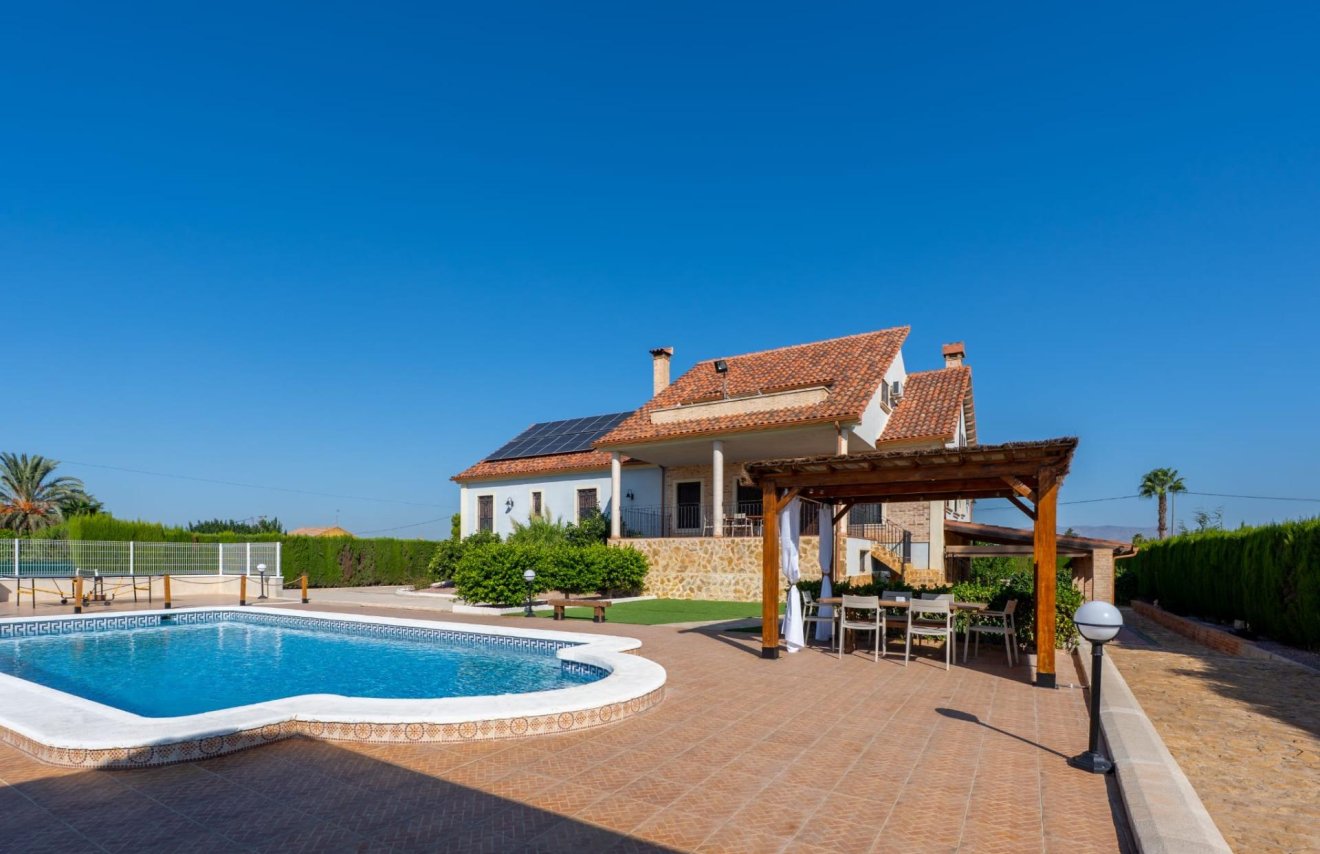 Reventa - Villa de Lujo - Catral - Comunidad valenciana