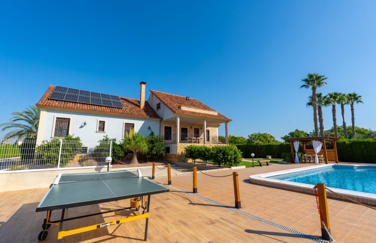 Reventa - Villa de Lujo - Catral - Comunidad valenciana