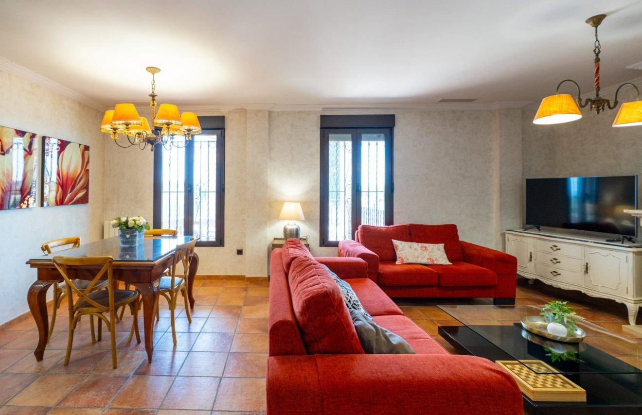 Reventa - Villa de Lujo - Catral - Comunidad valenciana