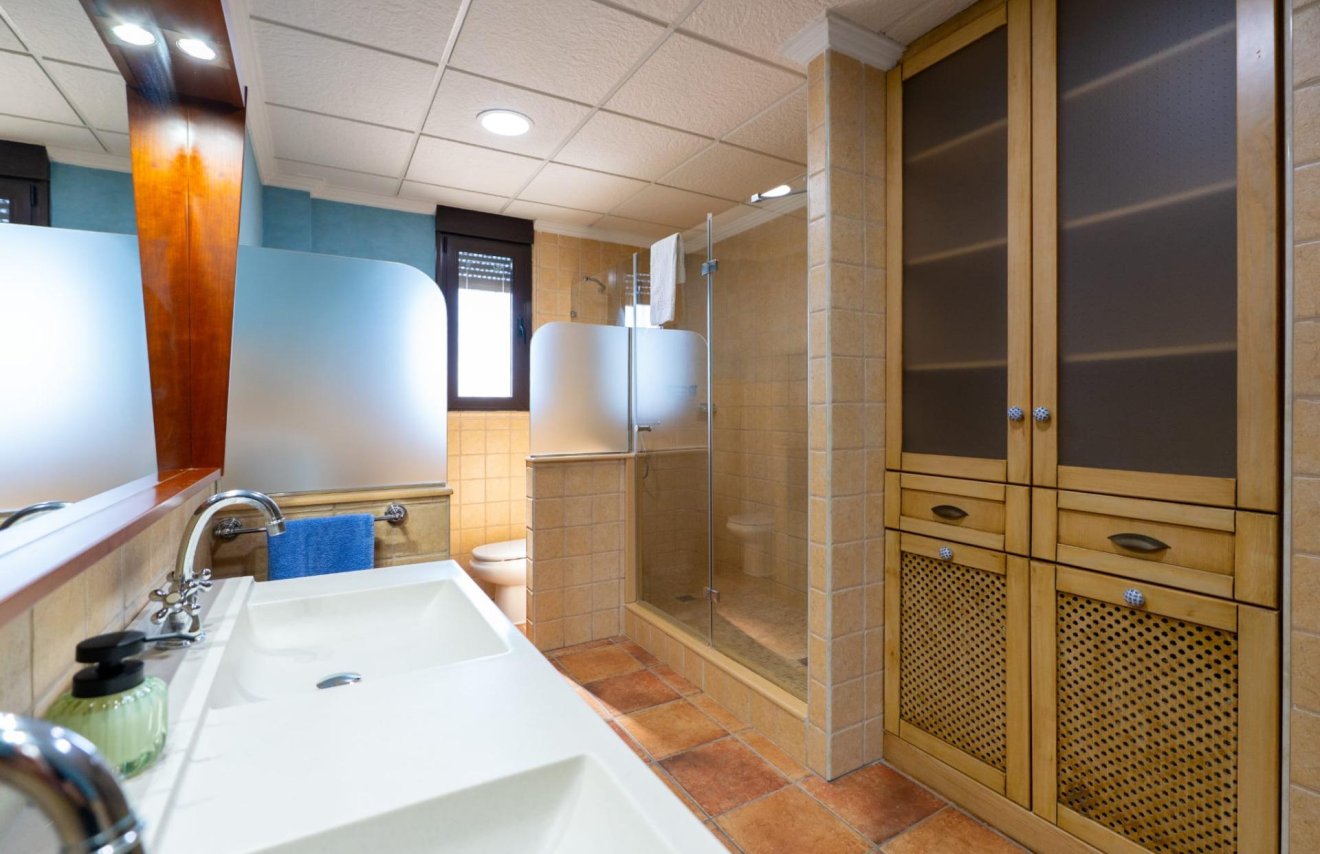 Reventa - Villa de Lujo - Catral - Comunidad valenciana