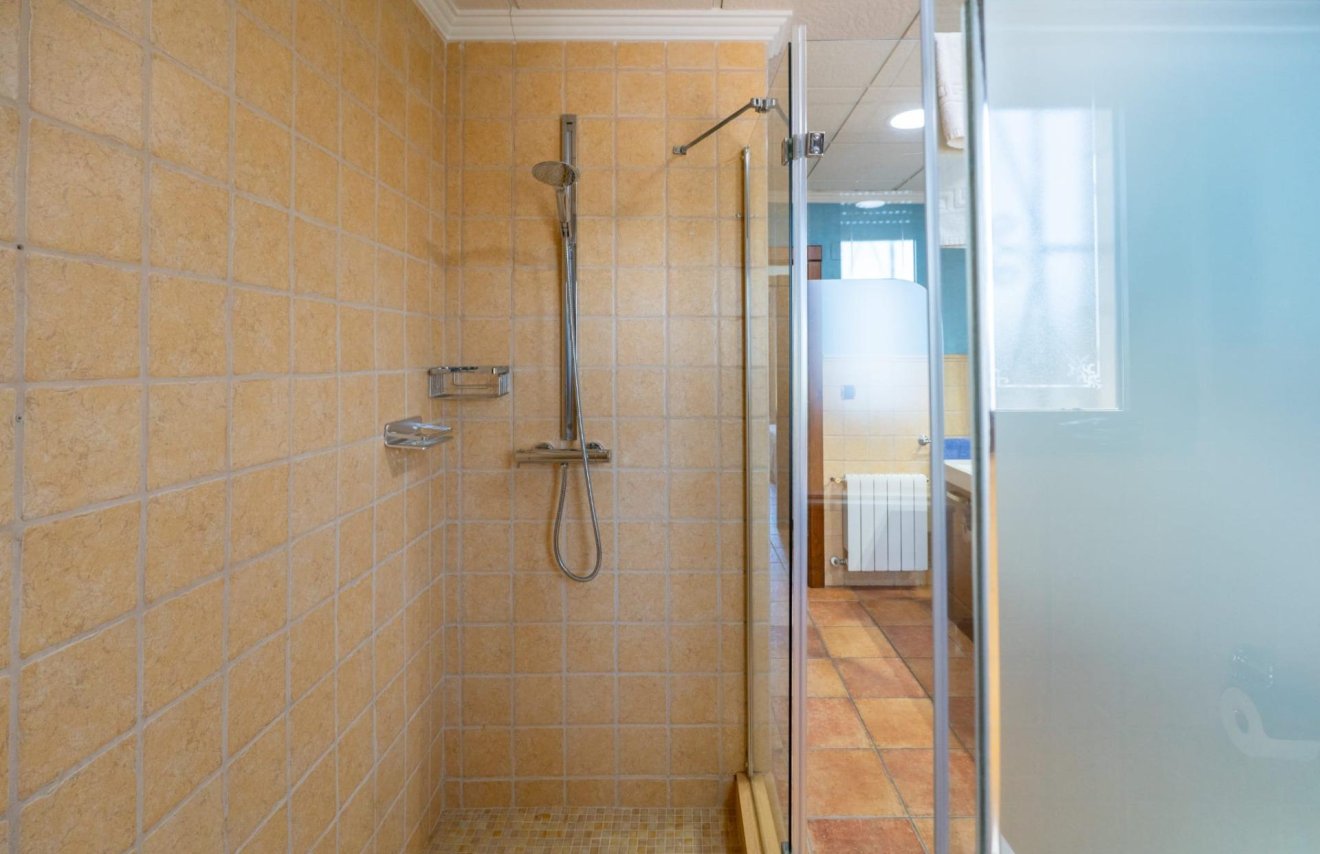 Reventa - Villa de Lujo - Catral - Comunidad valenciana