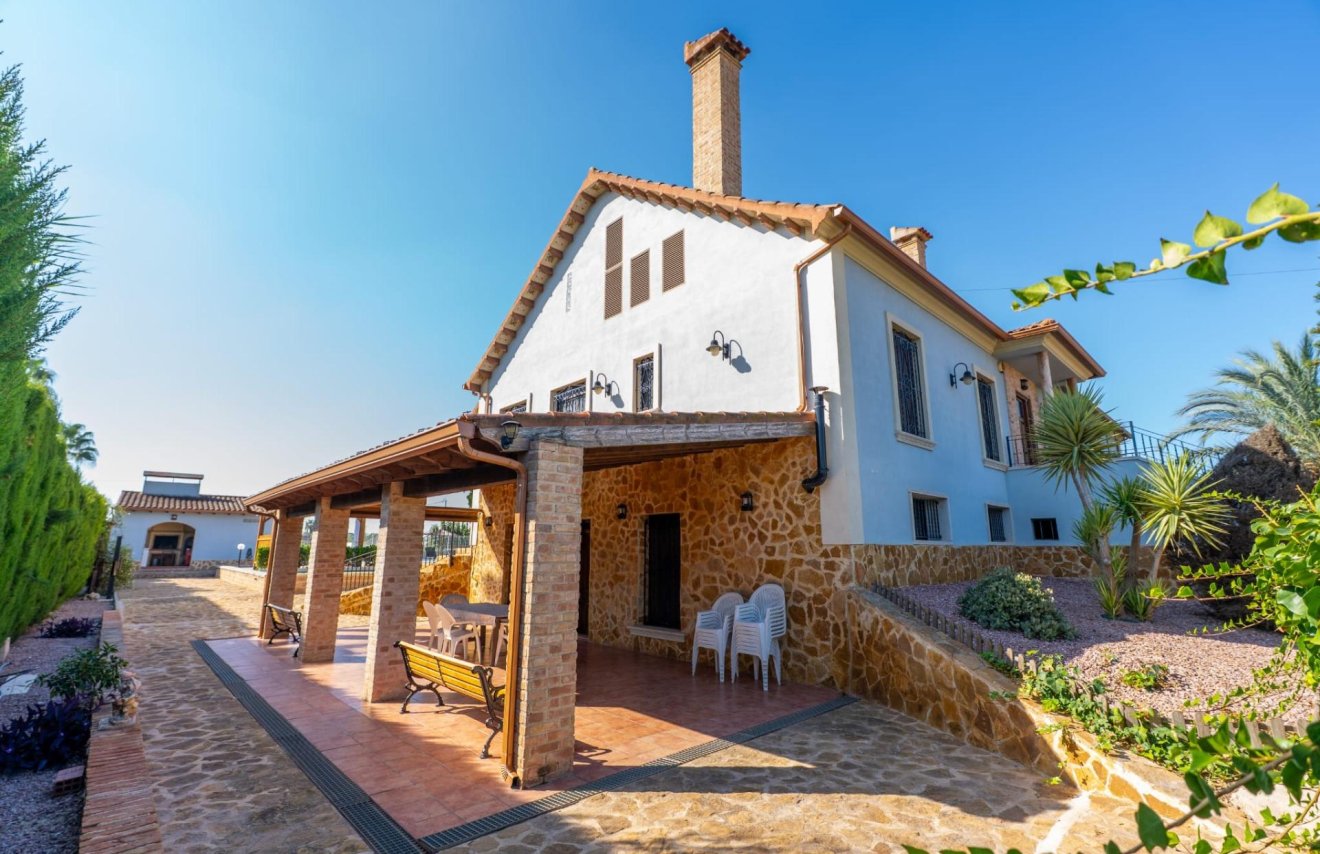 Reventa - Villa de Lujo - Catral - Comunidad valenciana