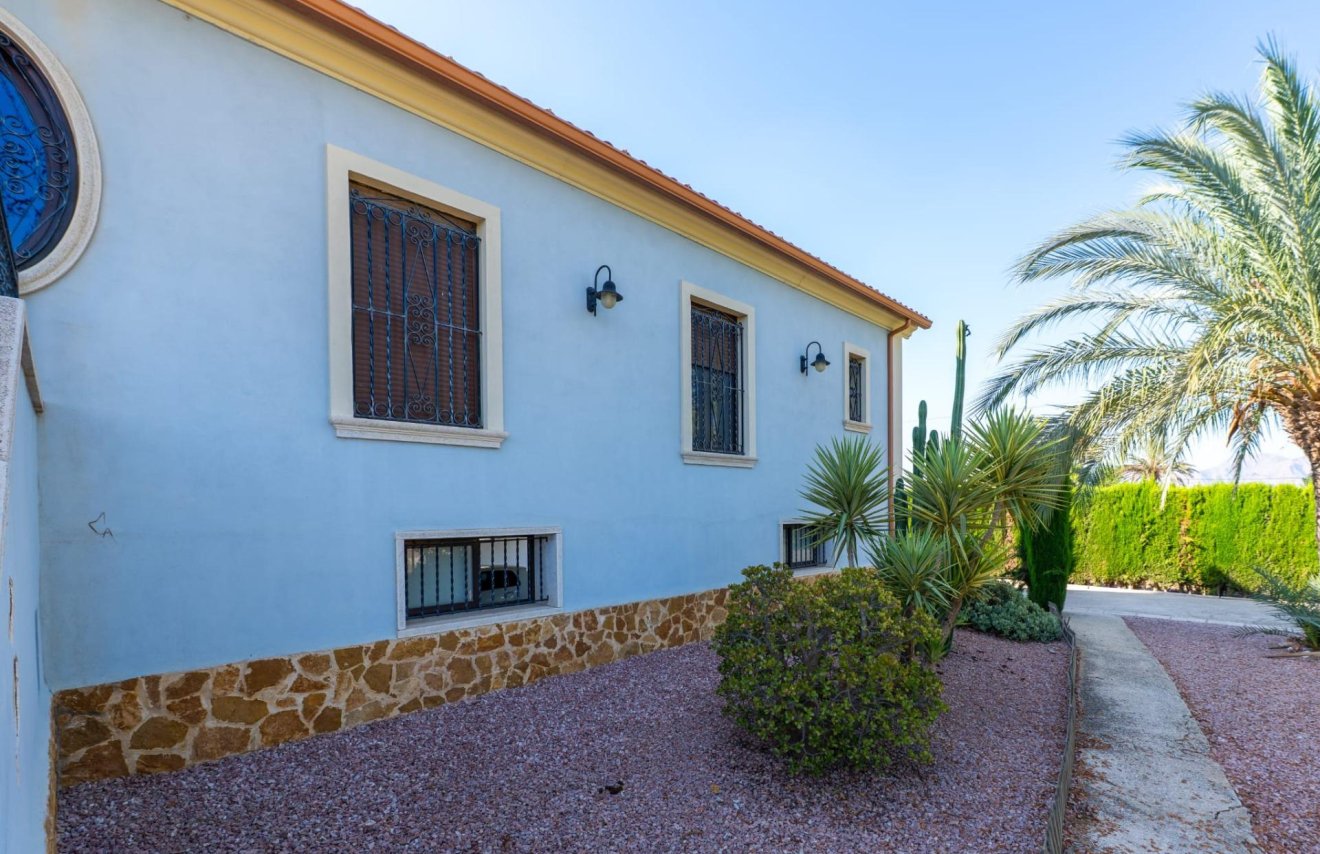 Reventa - Villa de Lujo - Catral - Comunidad valenciana