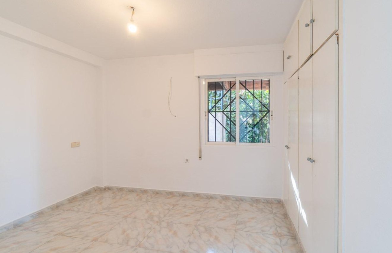 Reventa - Adosado - Torrevieja - Carrefour