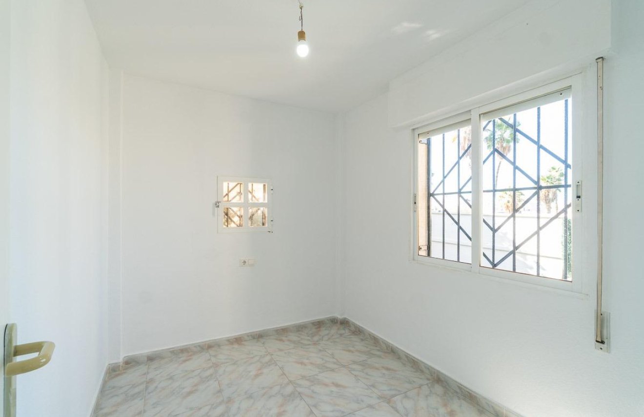 Reventa - Adosado - Torrevieja - Carrefour