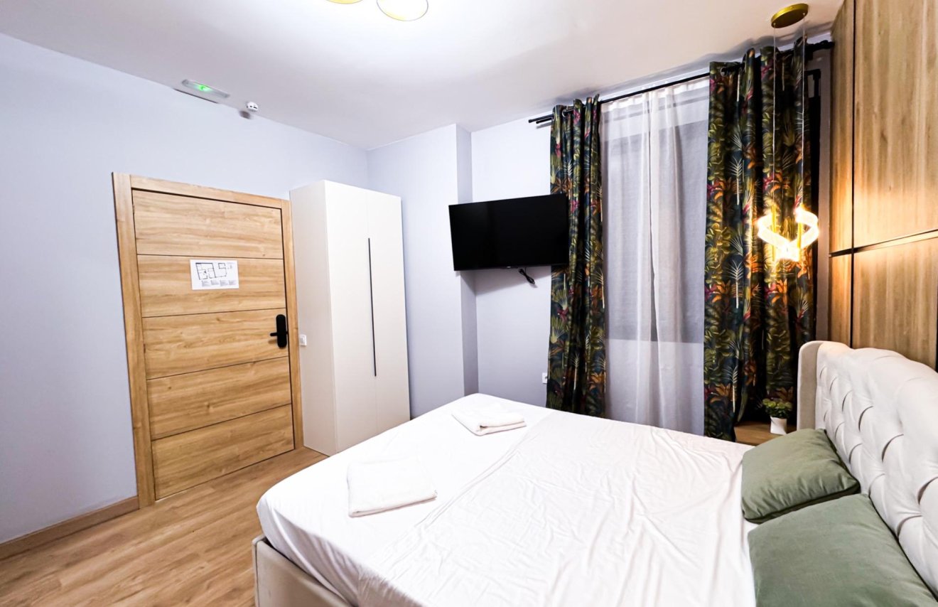 Reventa - Hotel - Torrevieja - Centro