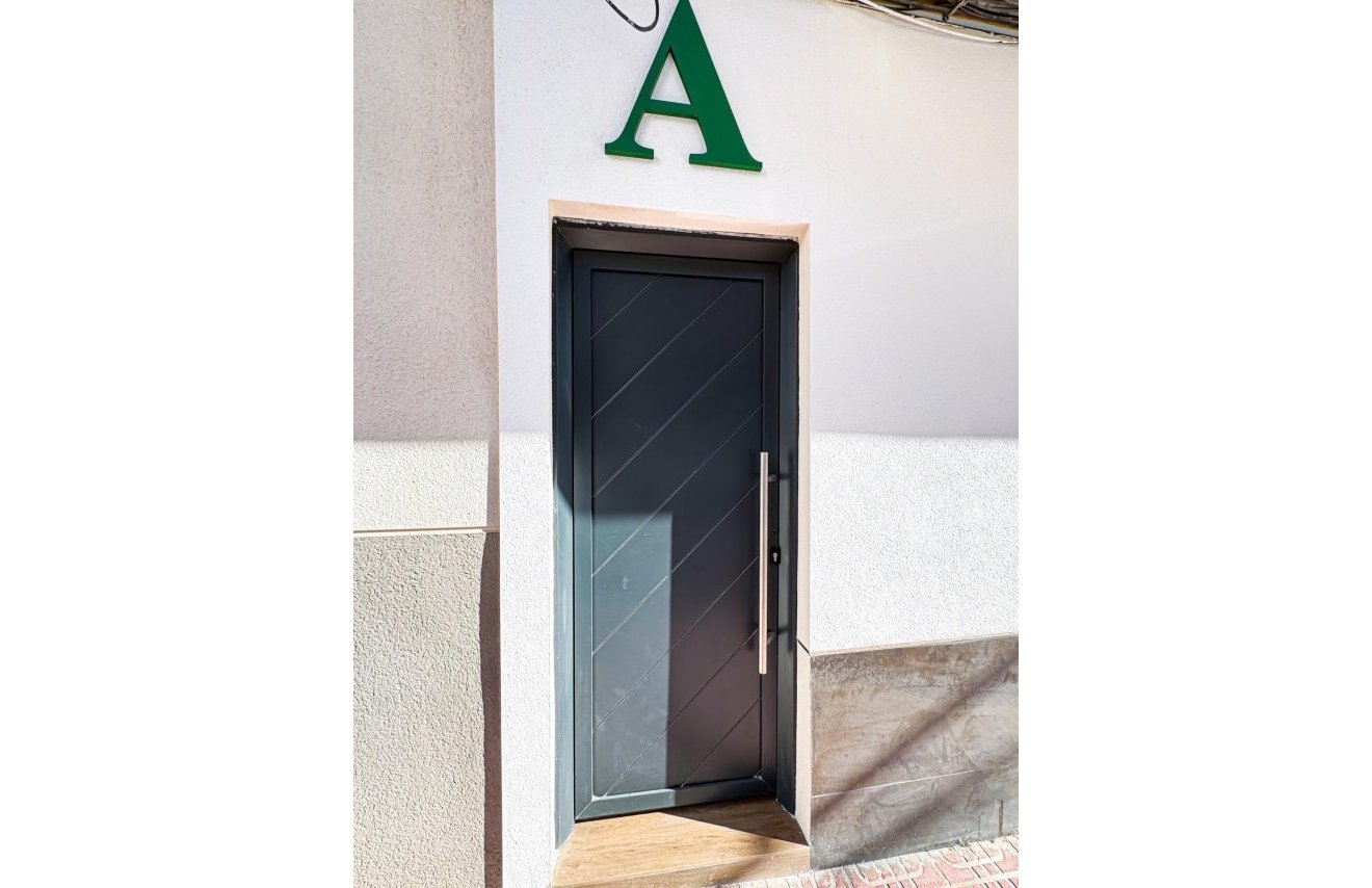 Reventa - Hotel - Torrevieja - Centro