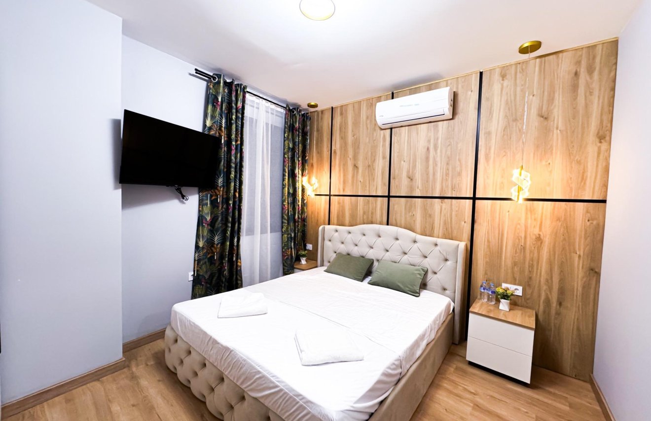 Reventa - Hotel - Torrevieja - Centro