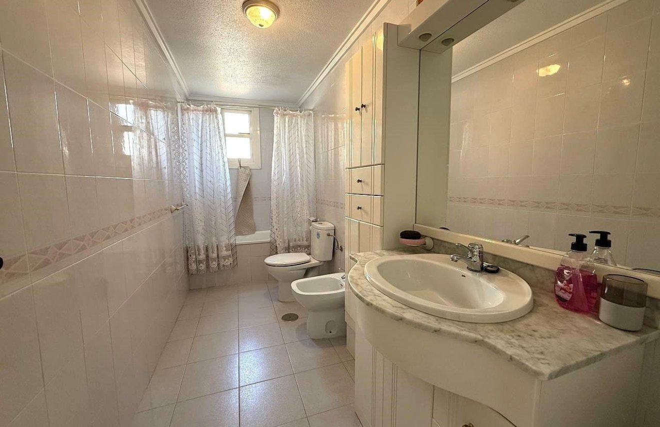 Reventa - Piso - Torrevieja - Acequion