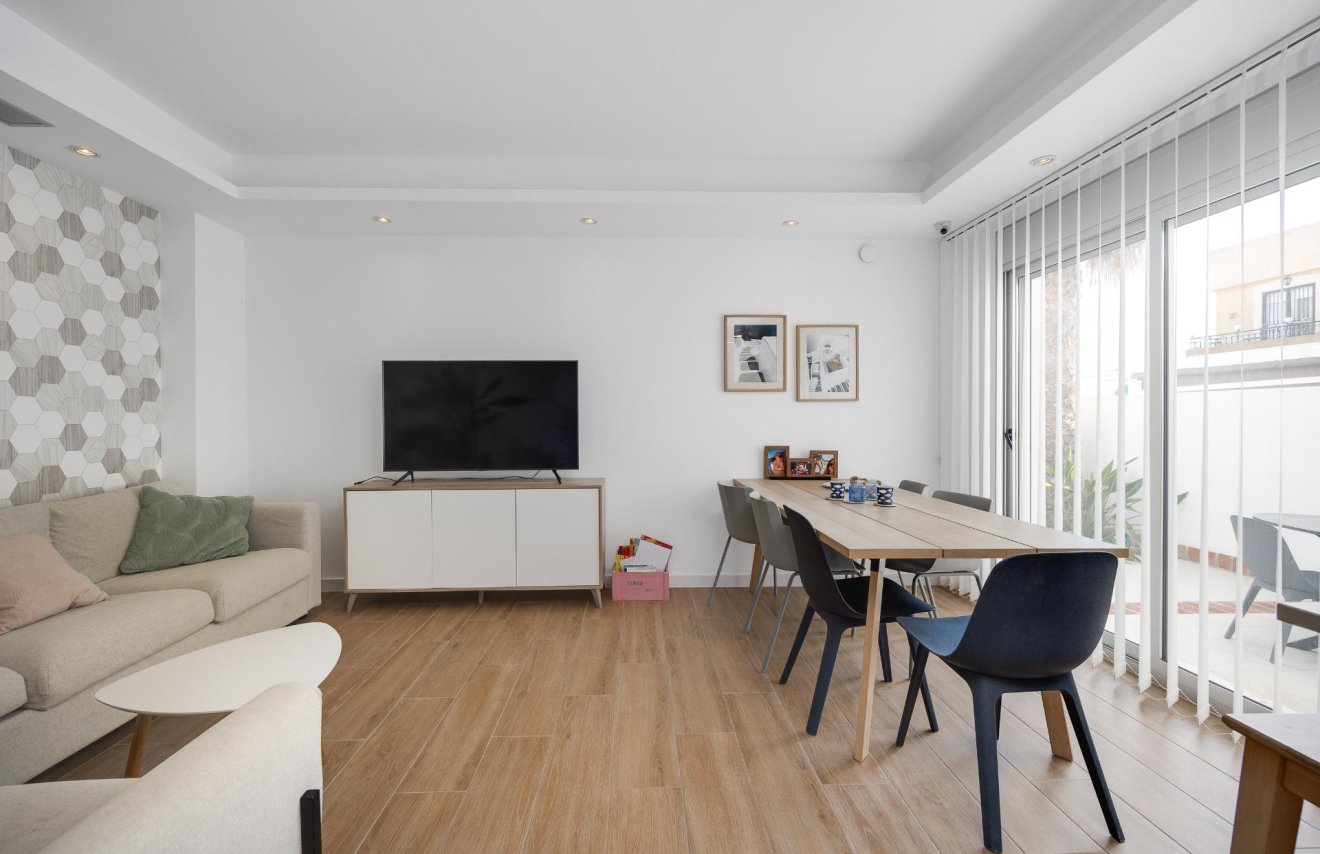 Reventa - Chalet - Torrevieja - Los Frutales