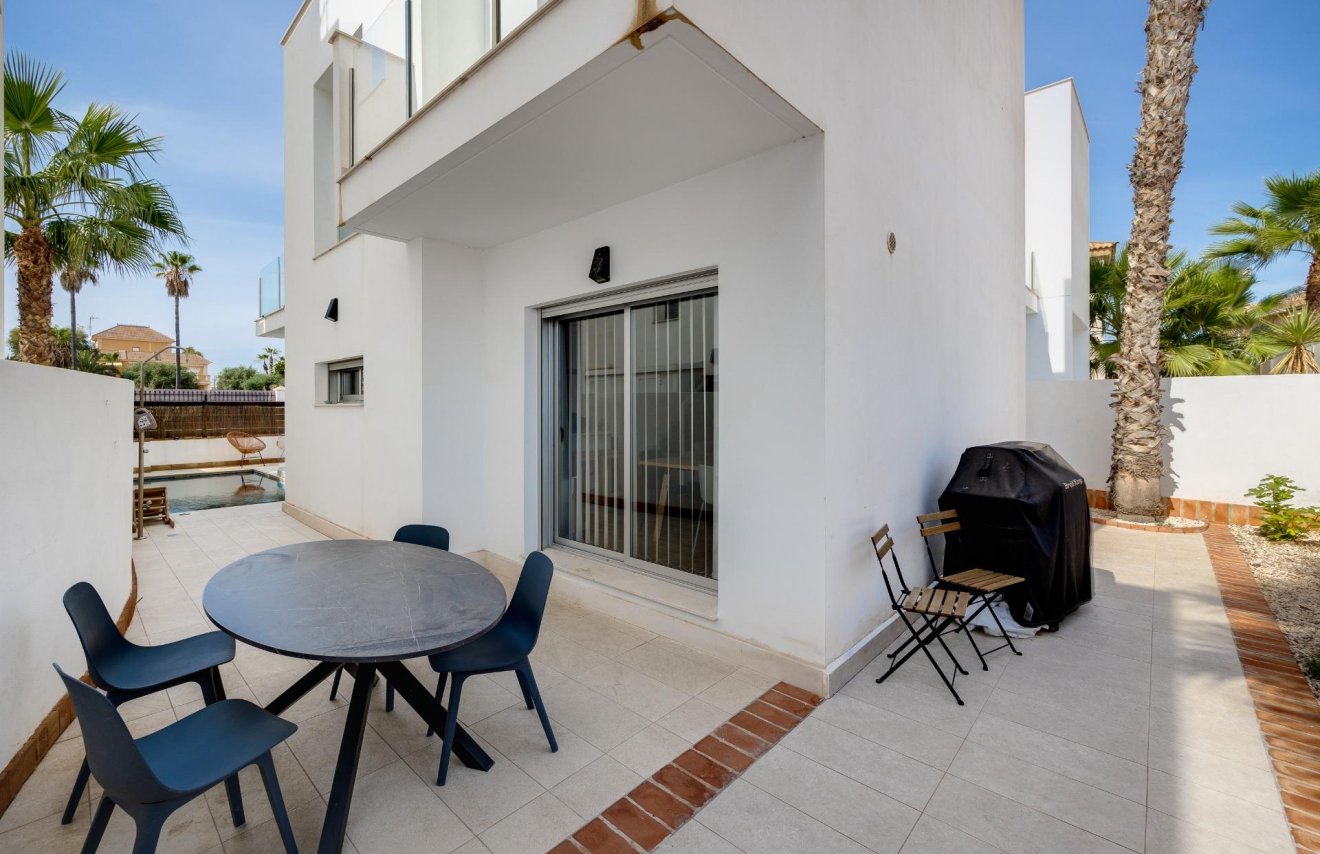 Reventa - Chalet - Torrevieja - Los Frutales