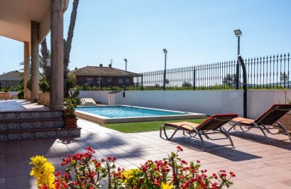 Reventa - Chalet - Orihuela - Orihuela Ciudad