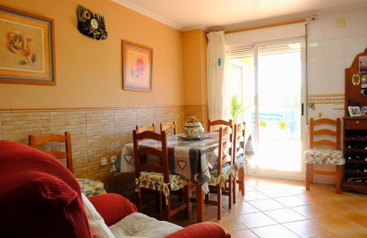 Reventa - Chalet - Orihuela - Orihuela Ciudad