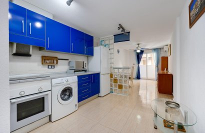 Resale - Apartamento - Torrevieja - Playa del Cura