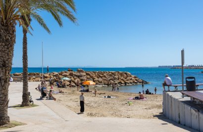 Resale - Apartamento - Torrevieja - Playa del Cura